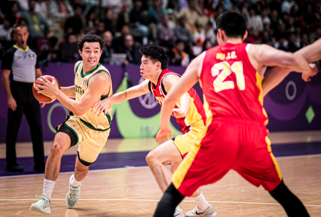 由朱俊龙 由朱俊龙