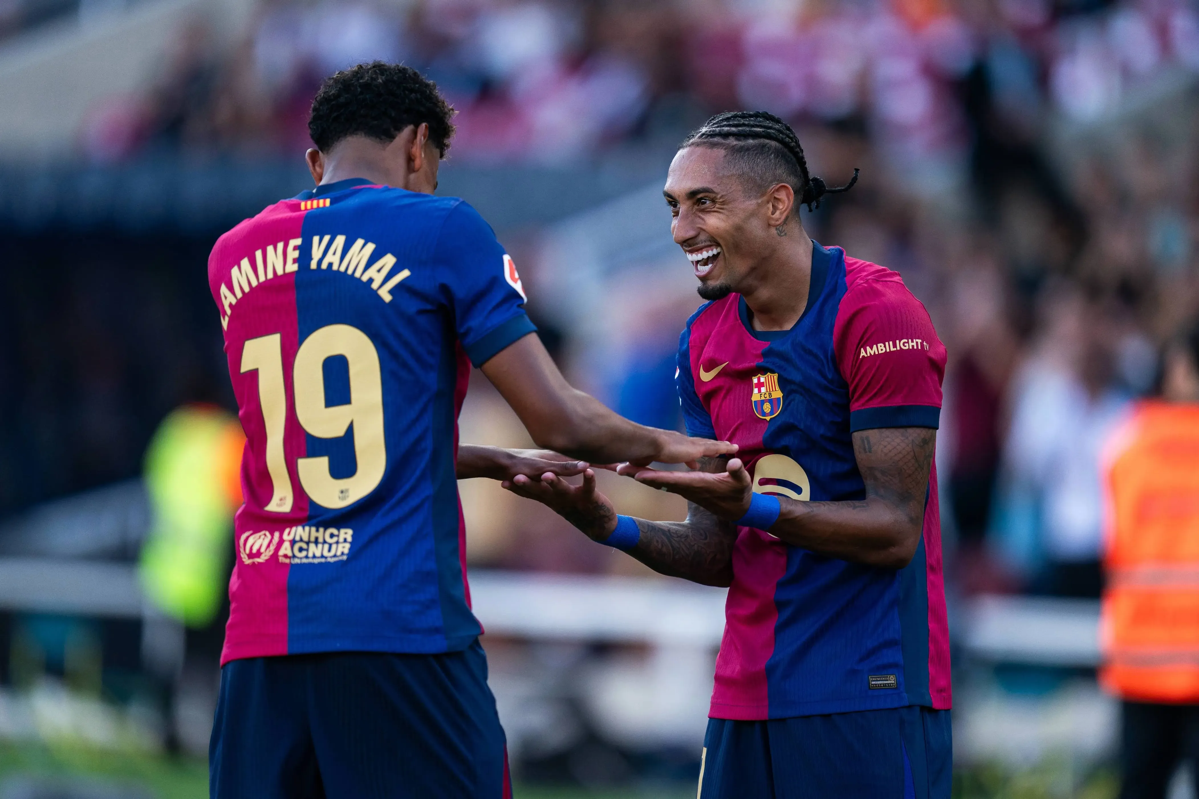 entit, 团被外界打 entit, 团被外界打