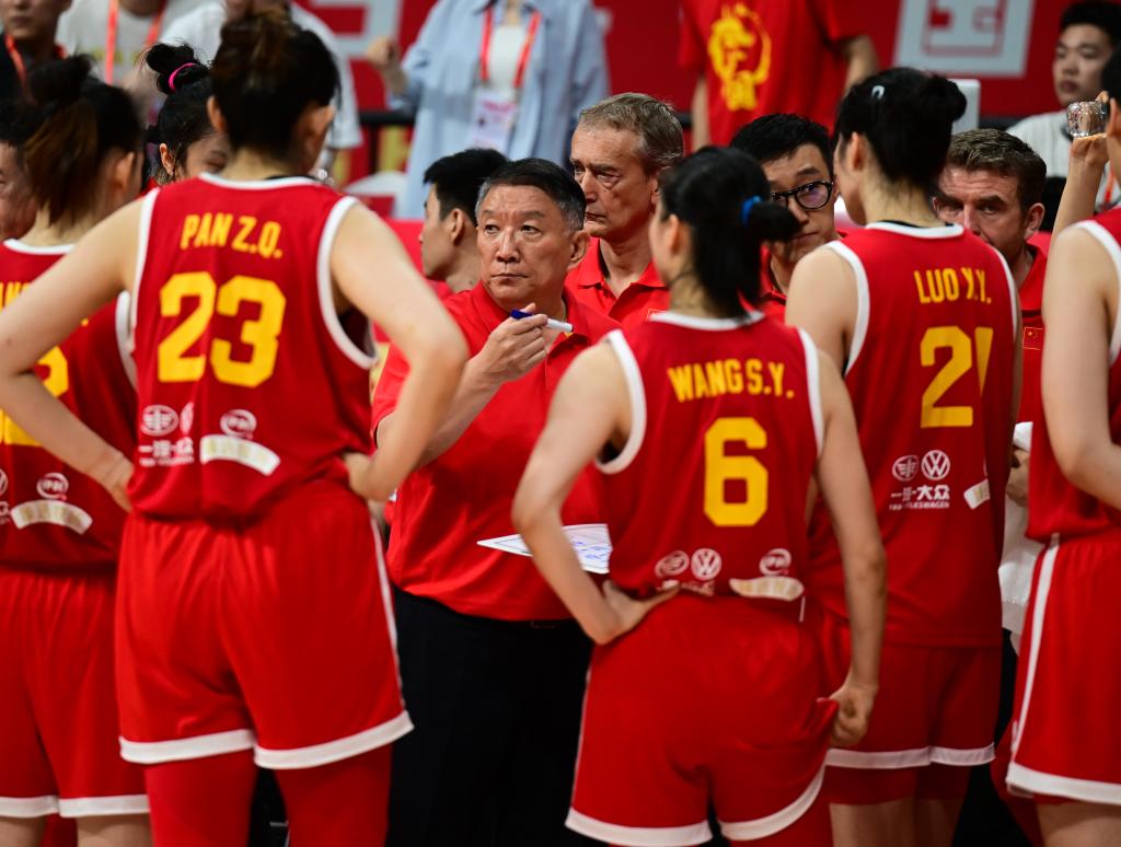 在新一届的 在新一届的