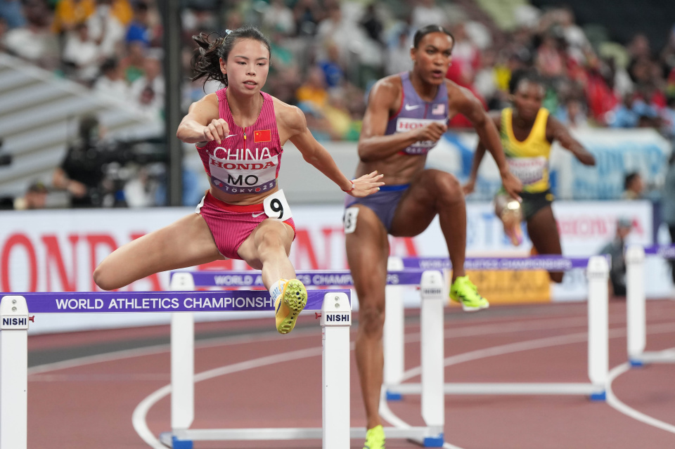 中国选手莫, src 中国选手莫, src