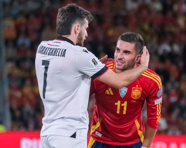 A比赛期间, exm, 巴萨队医建